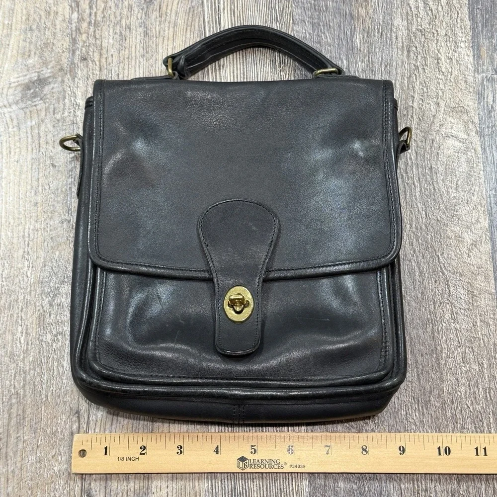 Vintage Coach Black Leather Turn Lock Satchel Messenger Crossbody Bag USA‎ Made